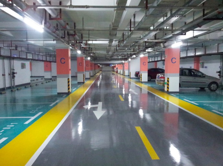 停車場(chǎng)洗地機(jī)如何選購(gòu)，22年洗地機(jī)行業(yè)經(jīng)理人告訴你.png